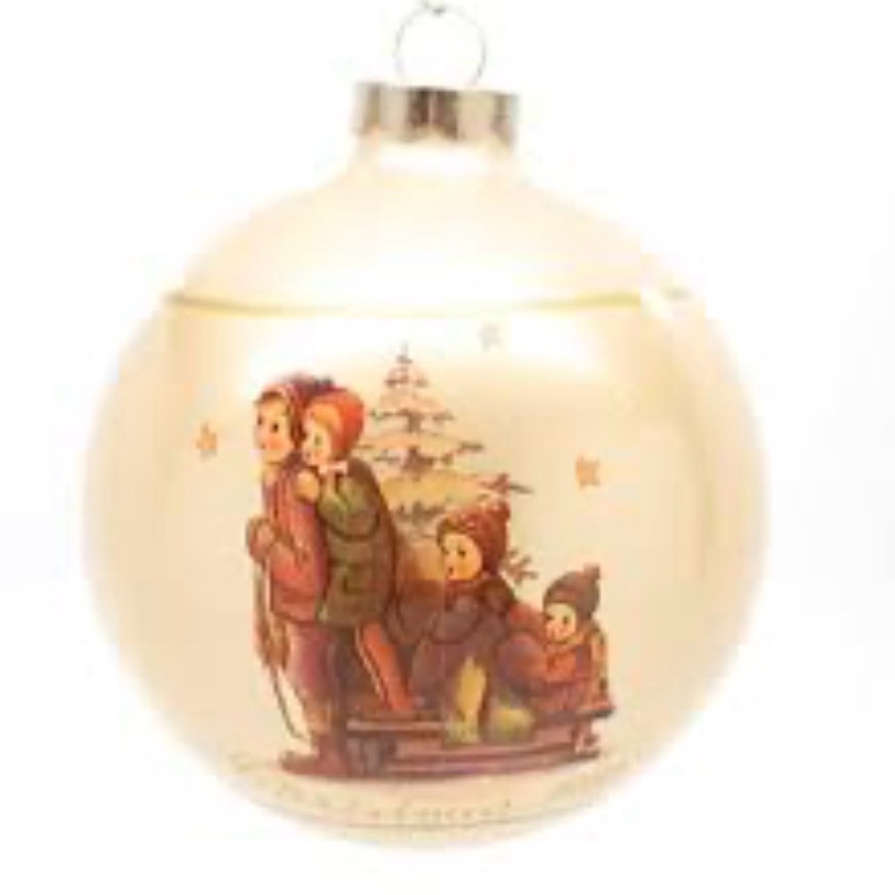 🌞 3 for $15 Berta Hummel Christmas Ornament with Family Illustration 1981